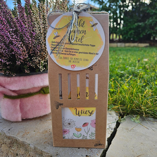 Wildbienenhotel